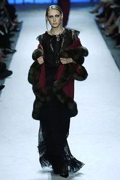 Look 28